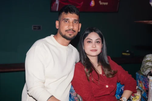 Guests enjoying an evening with live entertainment