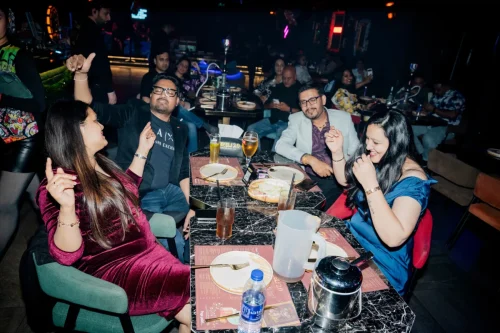 Couple enjoying a candlelight dinner at a restaurant in Dubai